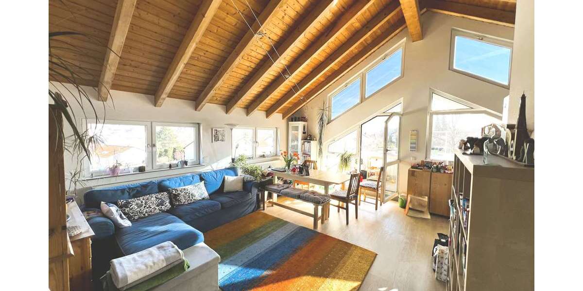 Etagenwohnung Backnang - 3 Zimmer, 79 m&sup2;, 930&euro; | Angebot:25899814