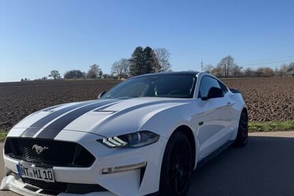 Ford Mustang 93.000 km 35.200 &euro; Altbach 73776
