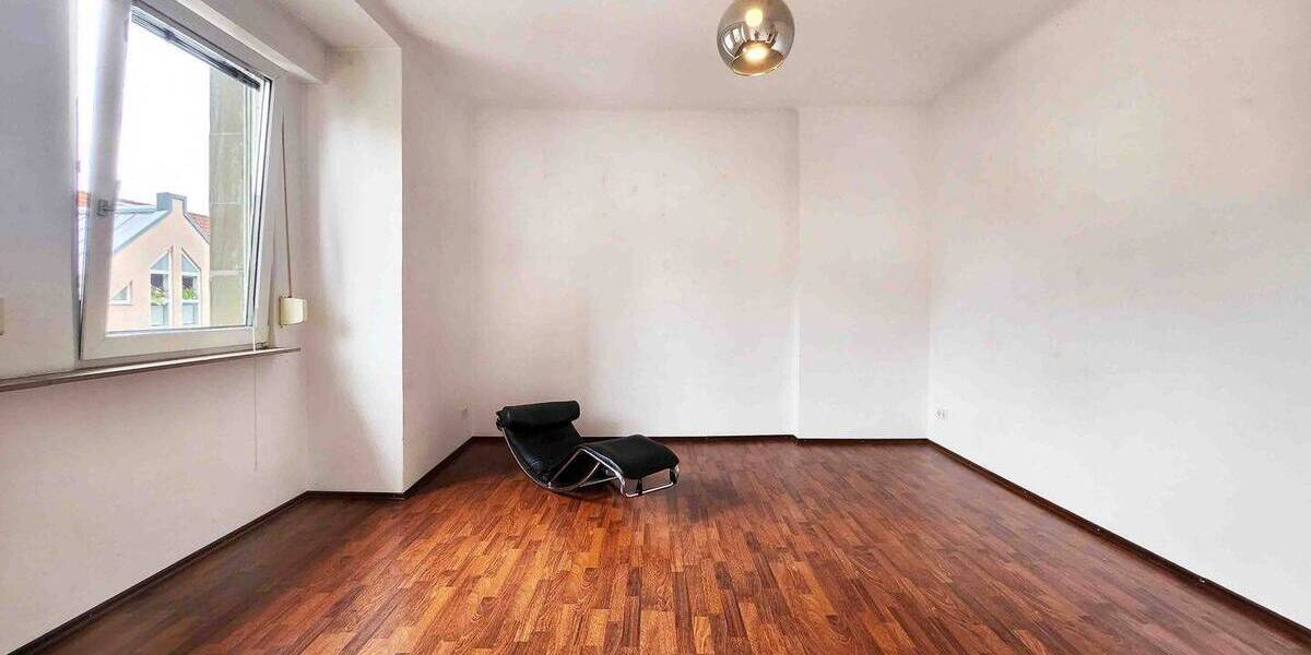 Etagenwohnung Stuttgart Ost - 3 Zimmer, 74 m&sup2;, 275.000&euro; | Angebot:25704676