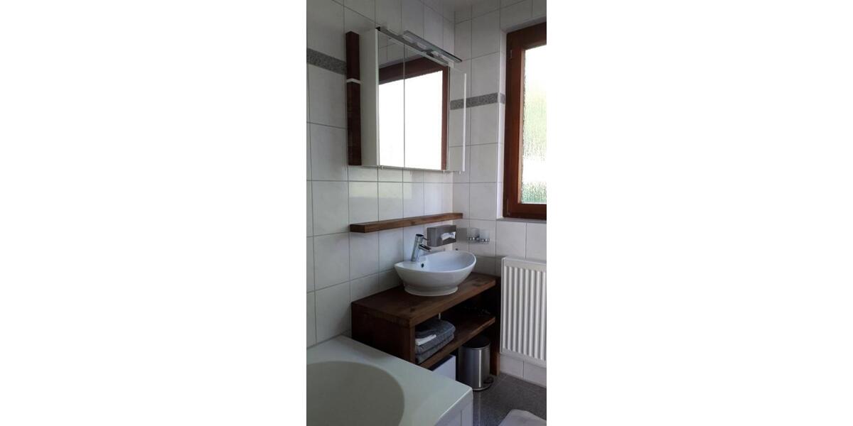 Hochparterre Stuttgart Stuttgart-West - 3 Zimmer, 100 m&sup2;, 1.620&euro; | Angebot:25873597