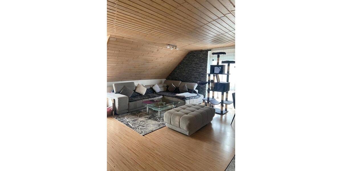 Etagenwohnung Hemmingen - 4.5 Zimmer, 115 m&sup2;, 1.450&euro; | Angebot:24638364