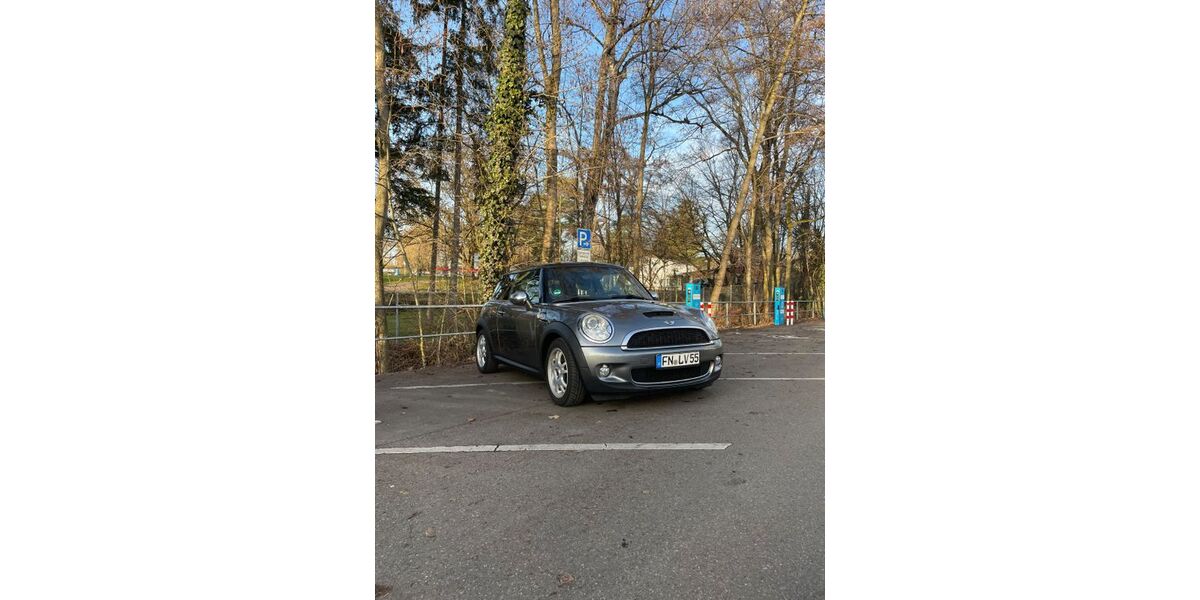 Mini Cooper S 119.000 km 9.900 &euro; Stuttgart 70186