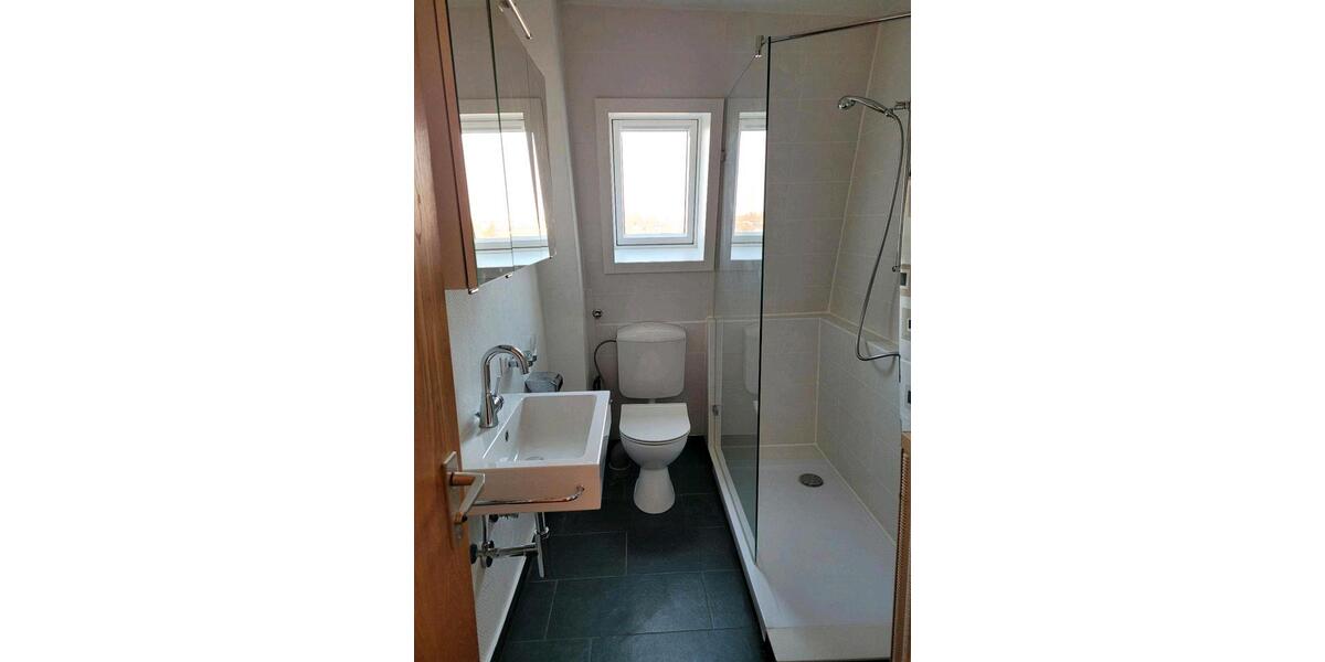 Dachgeschoßwohnung Stuttgart Birkach - 4 Zimmer, 74 m&sup2;, 990&euro; | Angebot:26431341