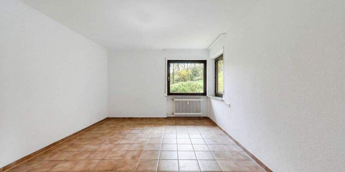 Etagenwohnung Stuttgart Nord - 2 Zimmer, 80 m&sup2;, 1.000&euro; | Angebot:25729901