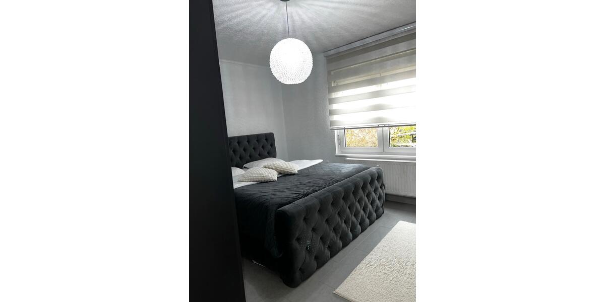Etagenwohnung Sachsenheim - 3 Zimmer, 66 m&sup2;, 1.100&euro; | Angebot:26150980