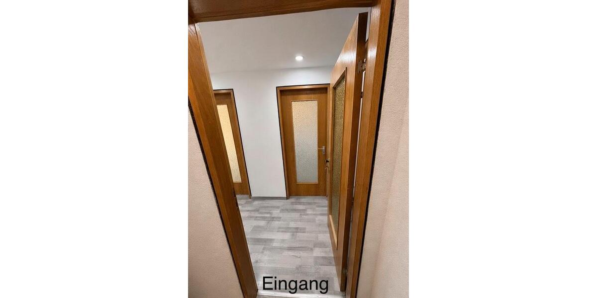 Etagenwohnung Ludwigsburg Eglosheim - 3 Zimmer, 69 m&sup2;, 1.150&euro; | Angebot:27537306