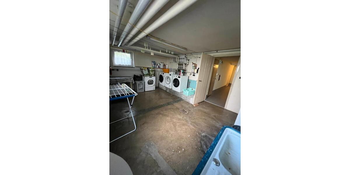 Mehrfamilienhaus, Wohnhaus Backnang - 8 Zimmer, 233 m&sup2;, 844.000&euro; | Angebot:26926172