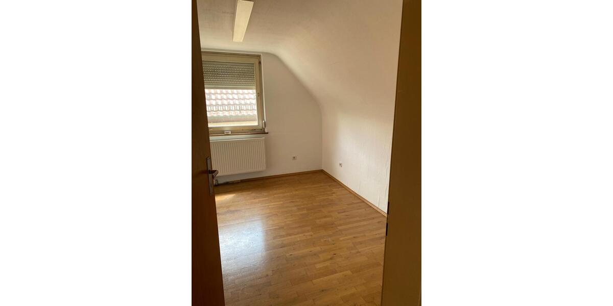 Etagenwohnung Heilbronn Böckingen - 1 Zimmer, 100 m&sup2;, 1.150&euro; | Angebot:26311617