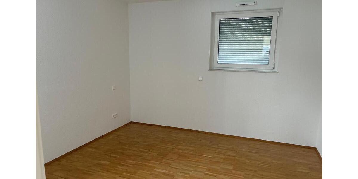Erdgeschoßwohnung Winnenden - 2 Zimmer, 64 m&sup2;, 1.180&euro; | Angebot:27553692