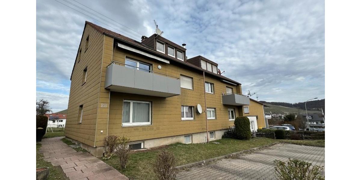 Dachgeschoßwohnung Korb - 3 Zimmer, 49 m&sup2;, 925&euro; | Angebot:25873598