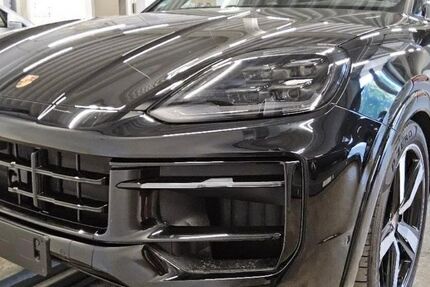 Porsche Cayenne 12.900 km 113.999 &euro; Stuttgart 70499