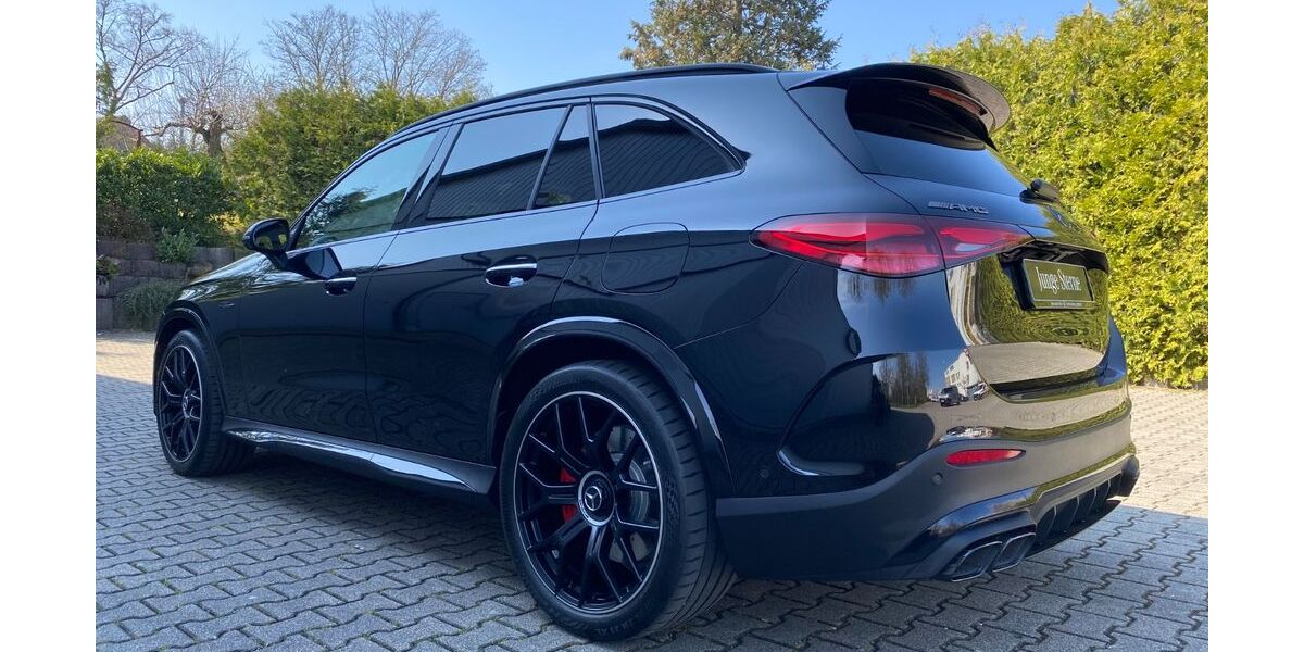 Mercedes-Benz GLC 63 AMG 5.372 km 94.990 &euro; Esslingen am Neckar 73728