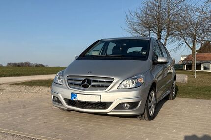 Mercedes-Benz B 180 48.150 km 7.900 &euro; Filderstadt 70794