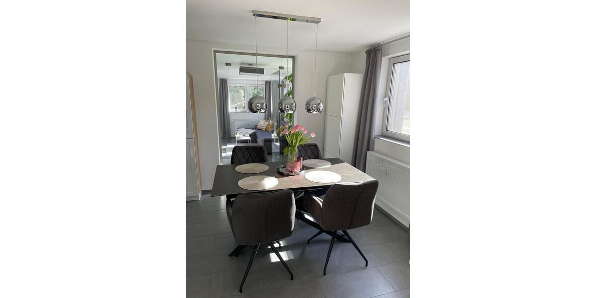 Etagenwohnung Mühlacker - 2.5 Zimmer, 100 m&sup2;, 1.150&euro; | Angebot:25872138