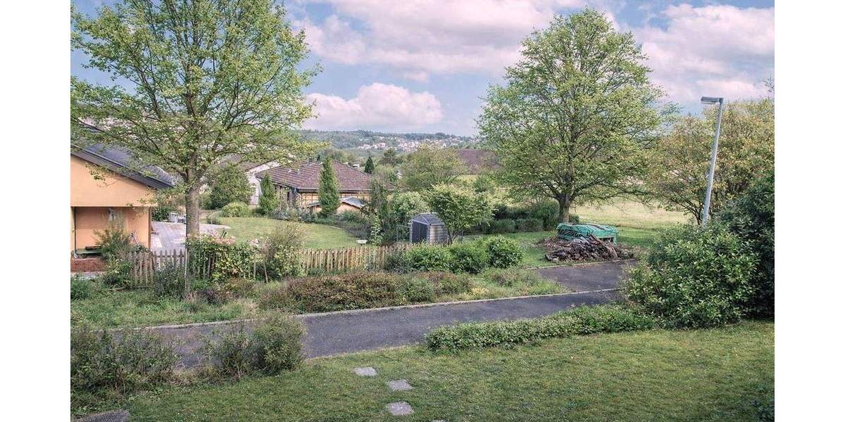 Bungalow Mühlacker Dürrmenz - 6 Zimmer, 162 m&sup2;, 549.000&euro; | Angebot:25684366