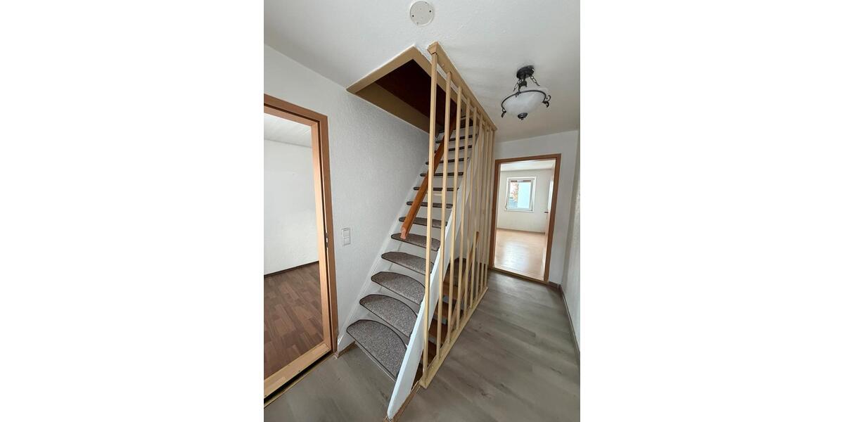 Etagenwohnung Talheim - 4 Zimmer, 108 m&sup2;, 1.250&euro; | Angebot:27599731