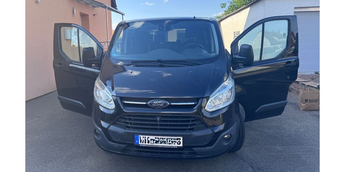 Ford Tourneo Custom 204.000 km 11.900 &euro; Aspach 71546
