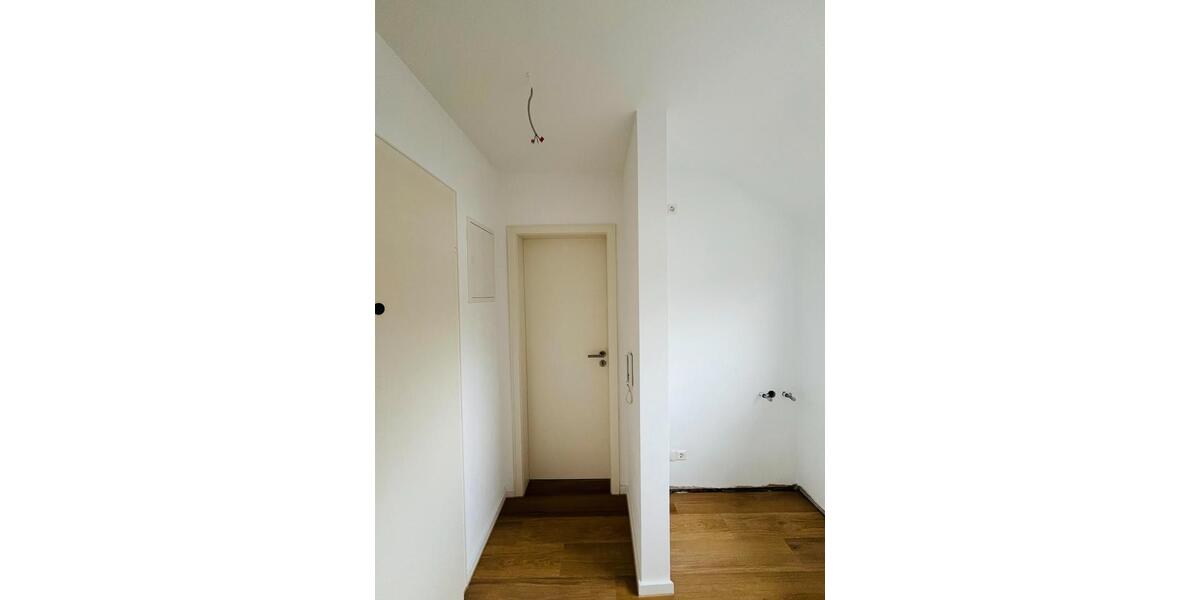 Dachgeschoßwohnung Stuttgart Mühlhausen - 1 Zimmer, 24 m&sup2;, 135.000&euro; | Angebot:27166095