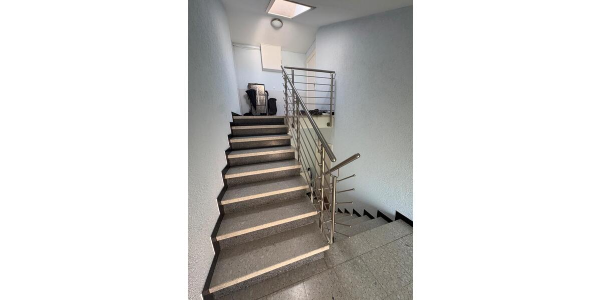 Dachgeschoßwohnung Stuttgart Feuerbach - 2.5 Zimmer, 35 m&sup2;, 169.000&euro; | Angebot:26984824