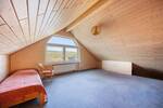 Mehrfamilienhaus, Wohnhaus Vaihingen an der Enz Kleinglattbach - 7 Zimmer, 166 m&sup2;, 599.000&euro; | Angebot:26345662