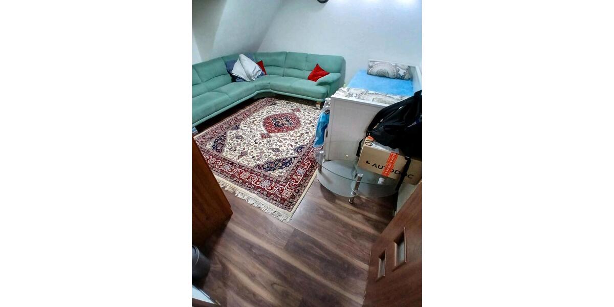 Etagenwohnung Remseck am Neckar - 4.5 Zimmer, 110 m&sup2;, 1.000&euro; | Angebot:25085440
