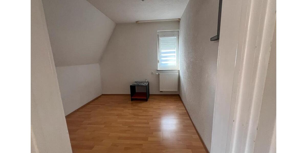 Einfamilienhaus Heilbronn Böckingen - 8 Zimmer, 170 m&sup2;, 468.000&euro; | Angebot:27158339