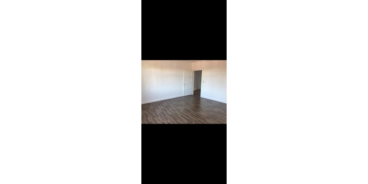 Etagenwohnung Stuttgart Stuttgart-Ost - 3 Zimmer, 85 m&sup2;, 1.350&euro; | Angebot:25477845