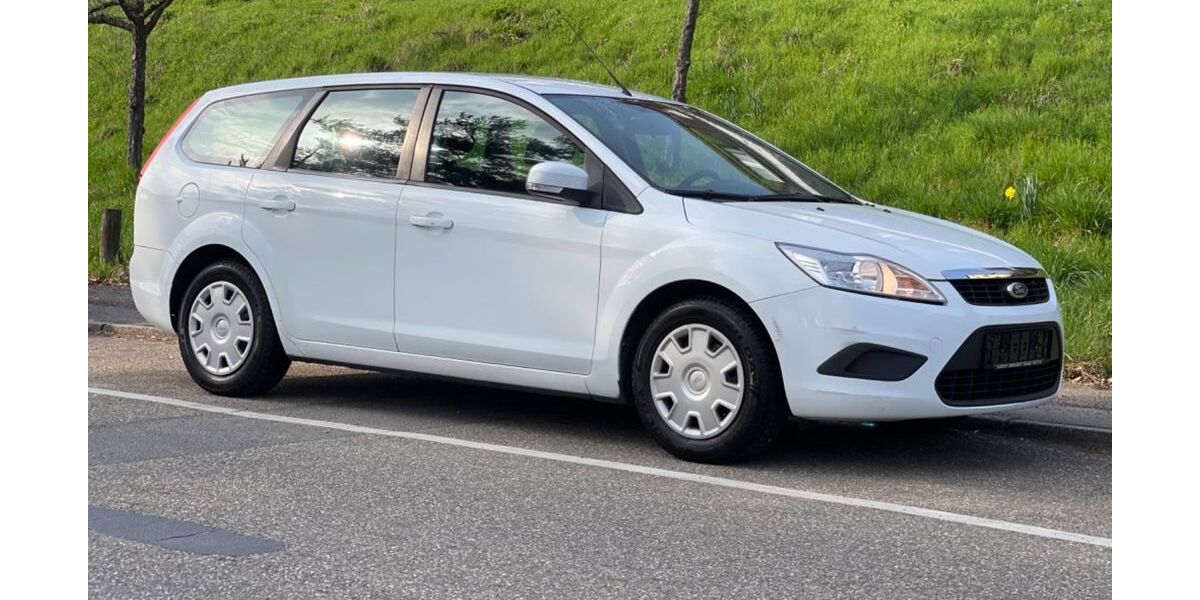 Ford Focus 126.000 km 3.700 &euro; Fellbach 70736