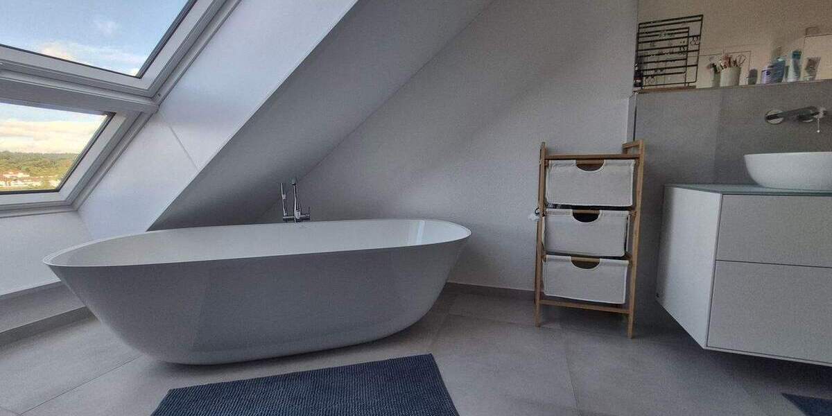 Einfamilienhaus Renningen Malmsheim - 9 Zimmer, 317 m&sup2;, 1.550.000&euro; | Angebot:25677280