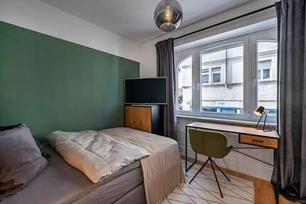 Zimmer Stuttgart Untertürkheim - 475&euro; | Angebot:24807860