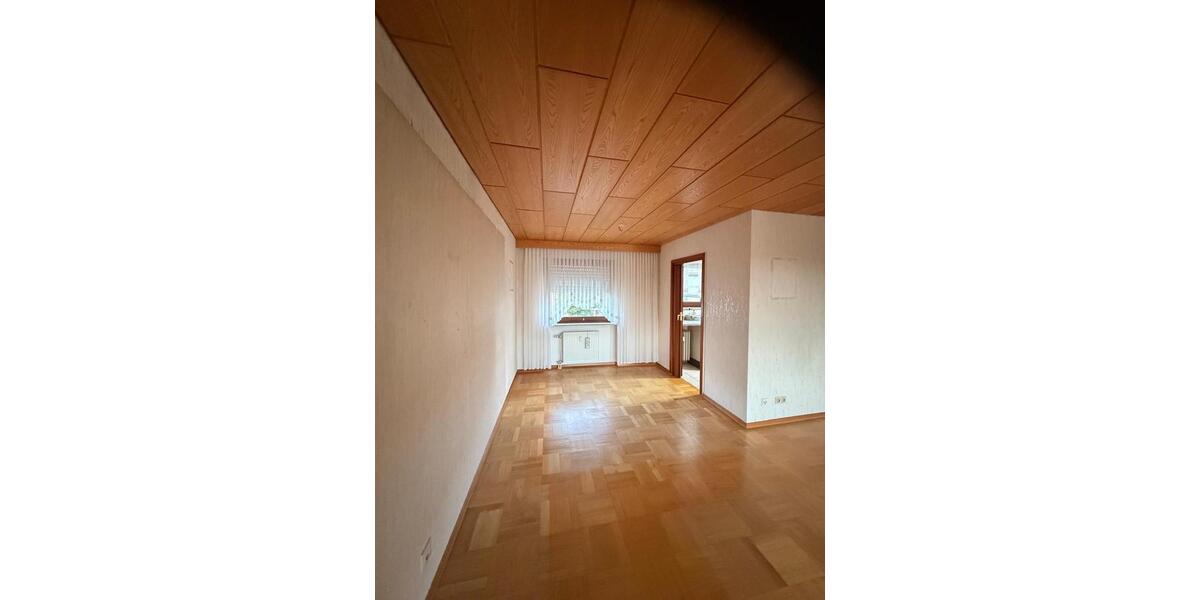 Etagenwohnung Renningen - 3.5 Zimmer, 95 m&sup2;, 1.250&euro; | Angebot:27547197