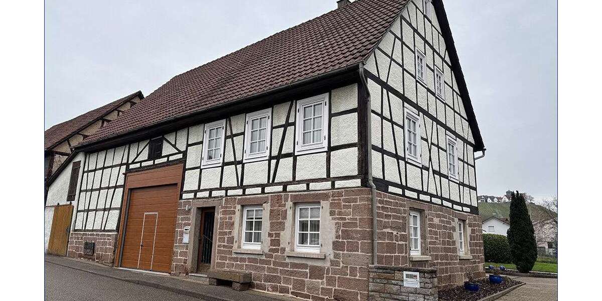 Einfamilienhaus Sachsenheim - 5 Zimmer, 93 m&sup2;, 329.000&euro; | Angebot:25459998