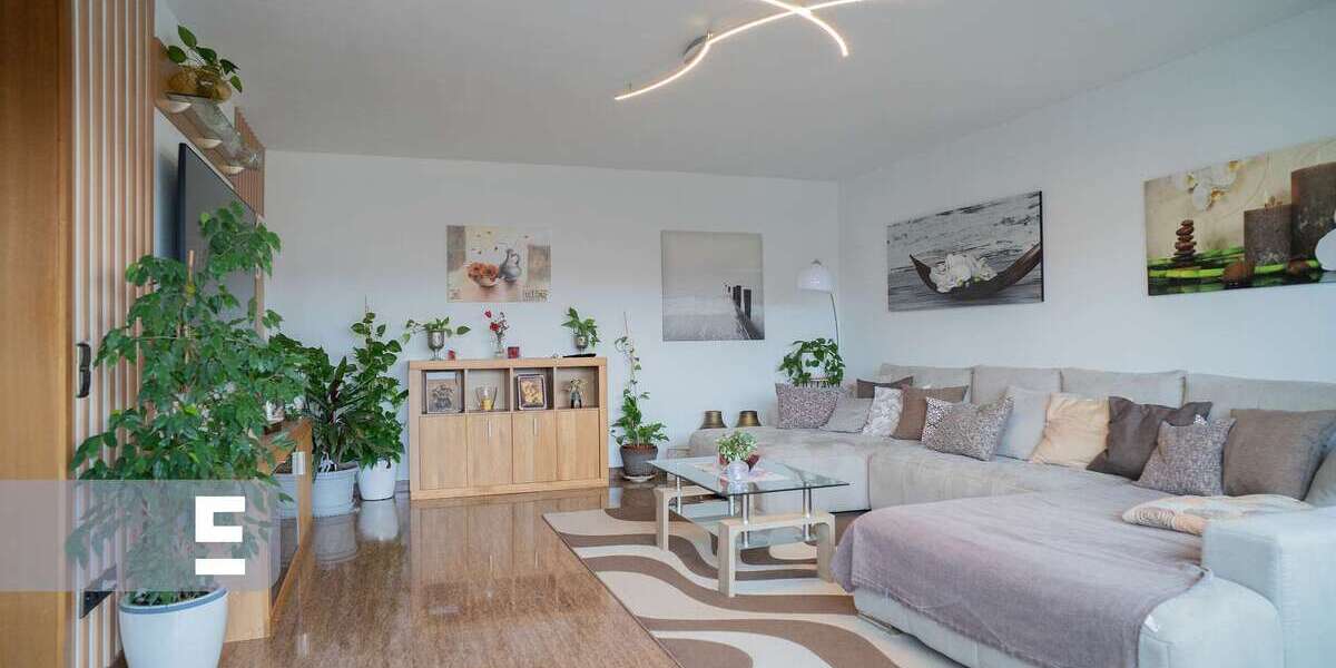 Einfamilienhaus Untergruppenbach - 8 Zimmer, 248 m&sup2;, 699.000&euro; | Angebot:25396921