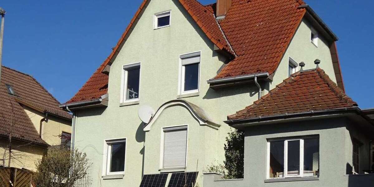 Einfamilienhaus Esslingen am Neckar (Oberesslingen) Oberesslingen - 8 Zimmer, 183 m&sup2;, 599.000&euro; | Angebot:26216566