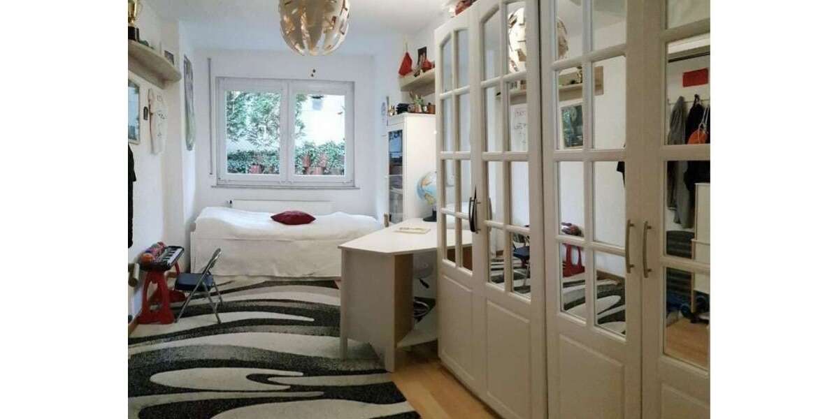 Etagenwohnung Stuttgart Bad Cannstatt - 5 Zimmer, 130 m&sup2;, 369.500&euro; | Angebot:27024558