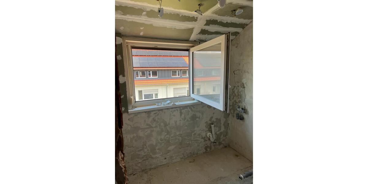 Dachgeschoßwohnung Schorndorf - 3 Zimmer, 66 m&sup2;, 225.000&euro; | Angebot:27230210