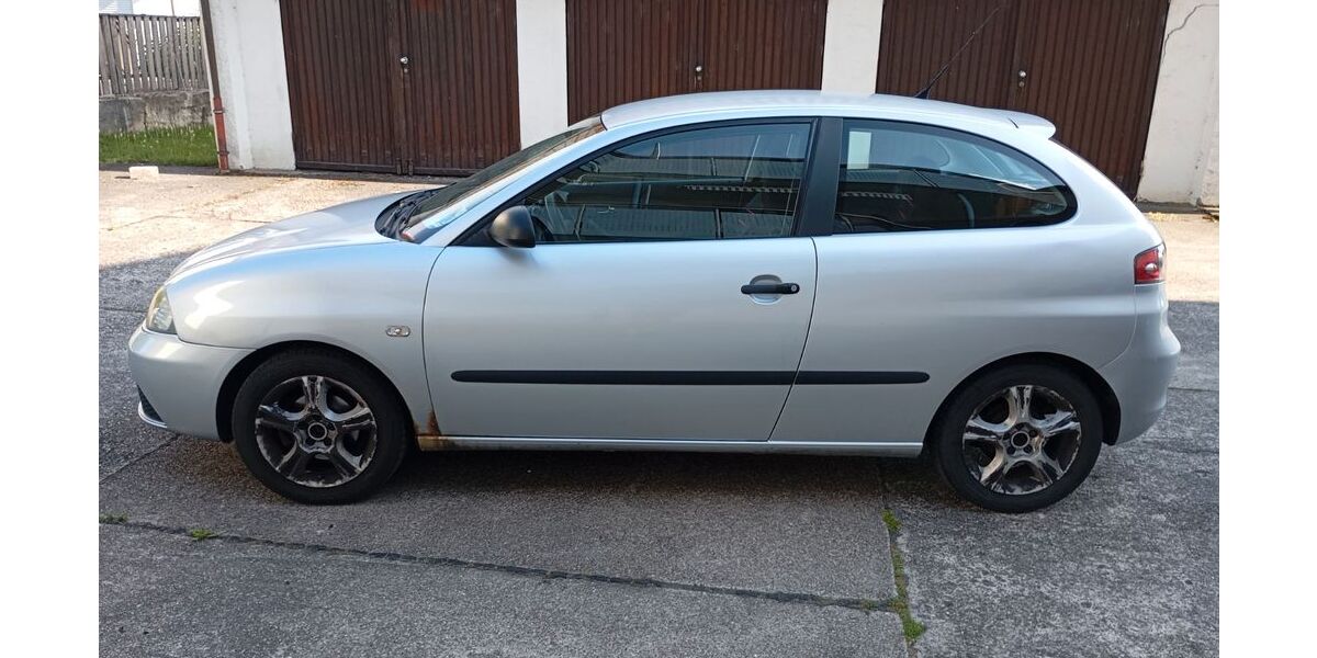 Seat Ibiza 236.000 km 1.000 &euro; Illingen 75428