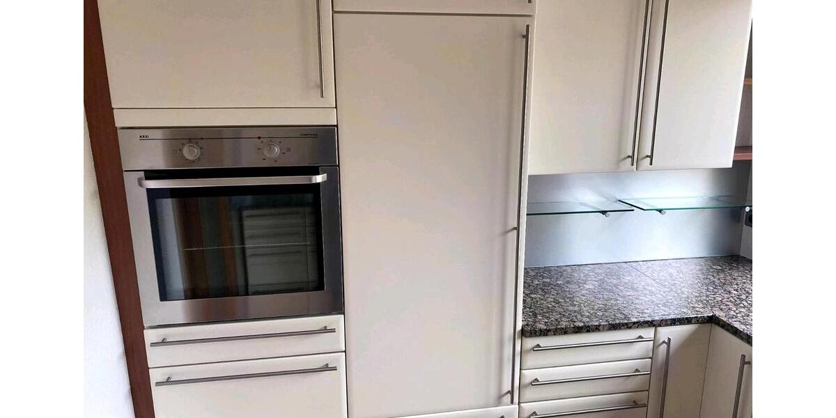 Erdgeschoßwohnung Sindelfingen - 3 Zimmer, 100 m&sup2;, 1.600&euro; | Angebot:27552461