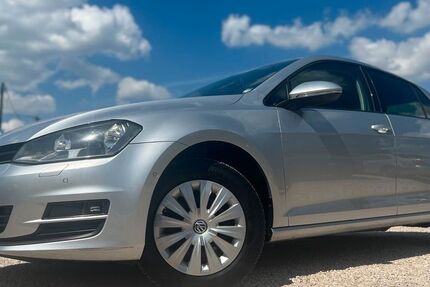 VW Golf 153.939 km 8.299 &euro; Bietigheim-Bissingen 74321