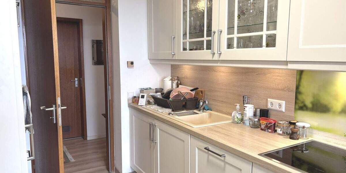 Etagenwohnung Sindelfingen Nord - 3 Zimmer, 83 m&sup2;, 305.000&euro; | Angebot:25877057