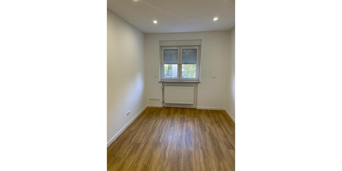 Etagenwohnung Stuttgart Stuttgart-West - 3 Zimmer, 82 m&sup2;, 1.150&euro; | Angebot:25760654