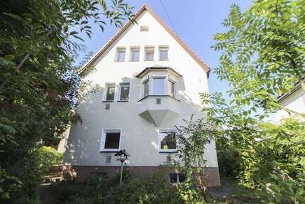 Haus Stuttgart Botnang - 9 Zimmer, 204 m&sup2;, 980.000&euro; | Angebot:26554080