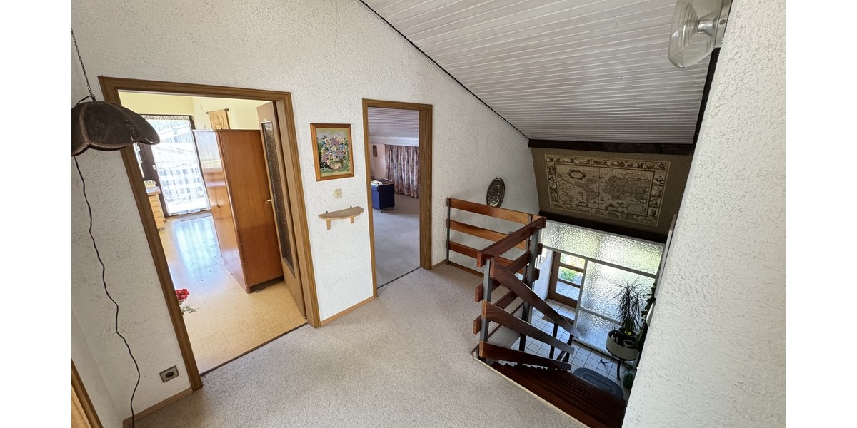 Freistehendes Haus mit Wärmepumpe in ruhiger, gehobener Lage von Lienzingen - Einfamilienhaus Mühlacker | Angebot:26505661