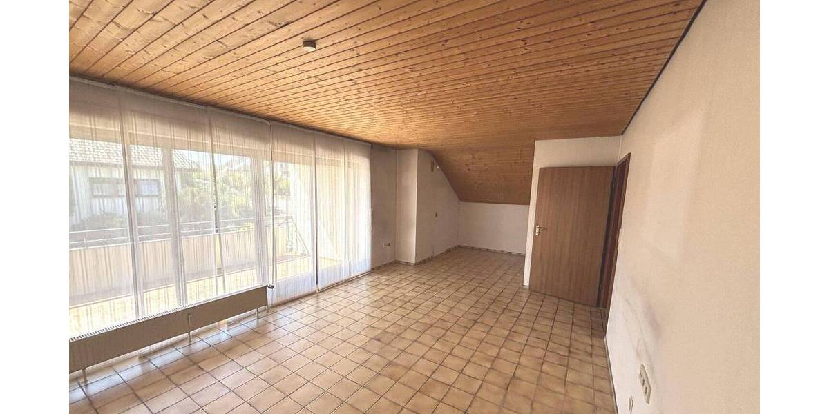 Etagenwohnung Besigheim - 4 Zimmer, 91 m&sup2;, 298.000&euro; | Angebot:25671952