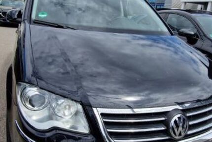 VW Touran 218.000 km 5.850 &euro; Esslingen 73732