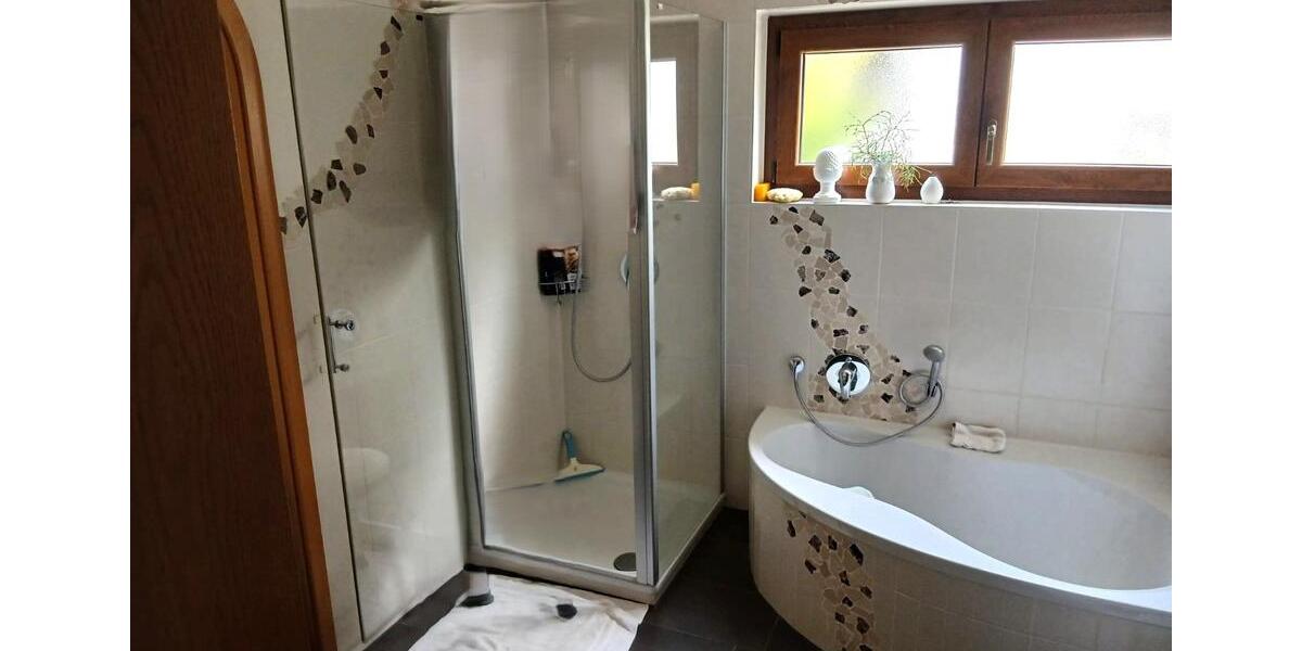 Etagenwohnung Backnang - 4.5 Zimmer, 93 m&sup2;, 390.000&euro; | Angebot:26589041
