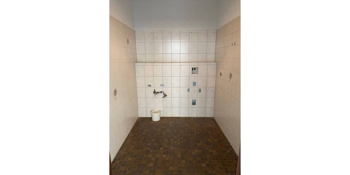 Gewerbeobjekt Leinfelden-Echterdingen Echterdingen - 7 Zimmer, 330 m&sup2;, 2.970&euro; | Angebot:25704248