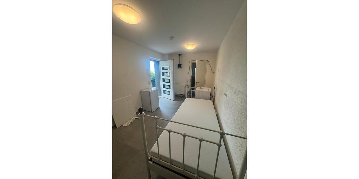 Erdgeschoßwohnung Stuttgart Stuttgart-Ost - 1 Zimmer, 17 m&sup2;, 630&euro; | Angebot:27568090