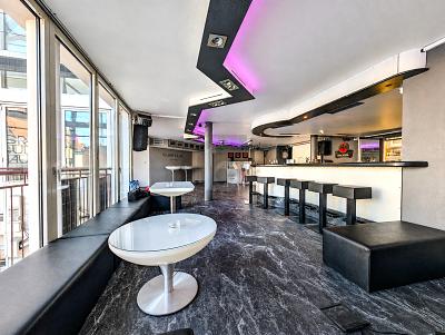 WER IM GLASHOUSE SITZT, SOLLTE LAUTER DREHEN - Gewerbeobjekt Leonberg | Angebot:27565583