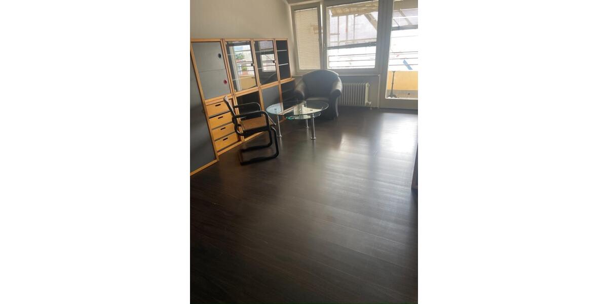 Etagenwohnung Esslingen am Neckar Pliensauvorstadt - 1 Zimmer, 38 m&sup2;, 180.000&euro; | Angebot:25046638